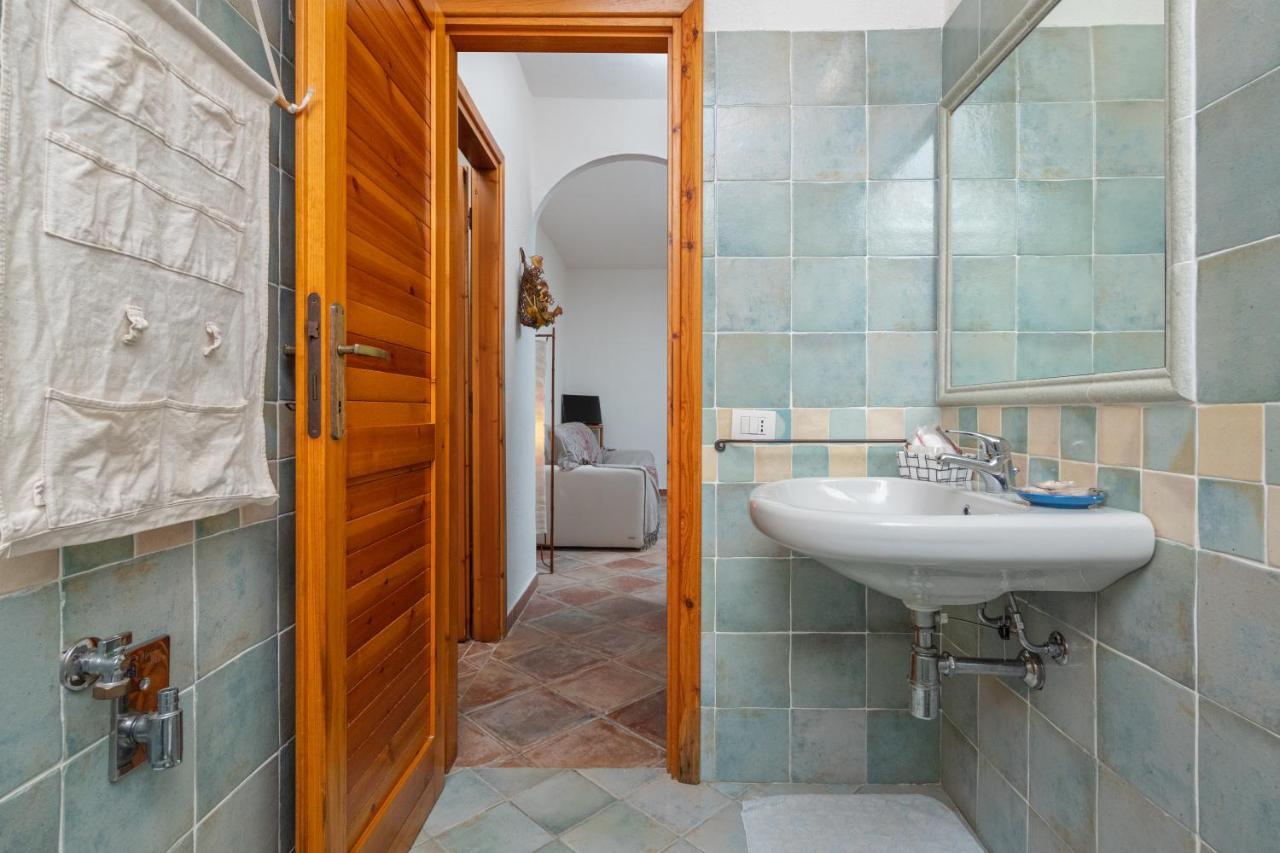 Holiday House Li Piri San Teodoro  Dış mekan fotoğraf